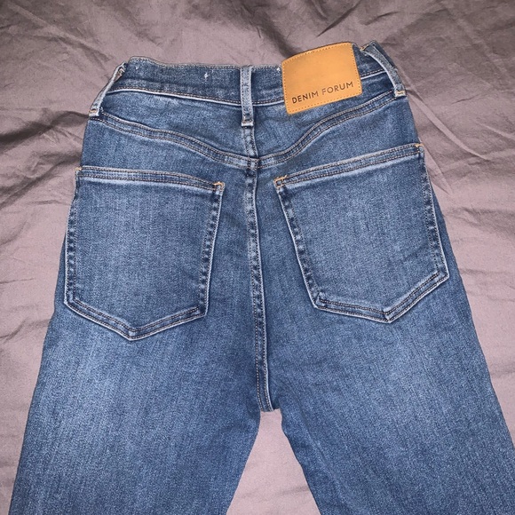 lola high rise skinny - denim forum jeans - aritzia - Picture 3 of 3